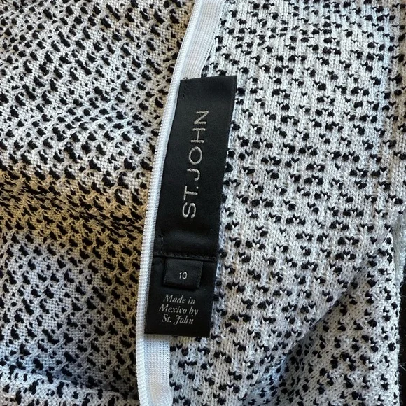 St. John Pencil Skirt - Picture 7 of 11